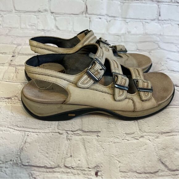 Clark Brown Leather Sandals size 7M - Picture 3 of 9